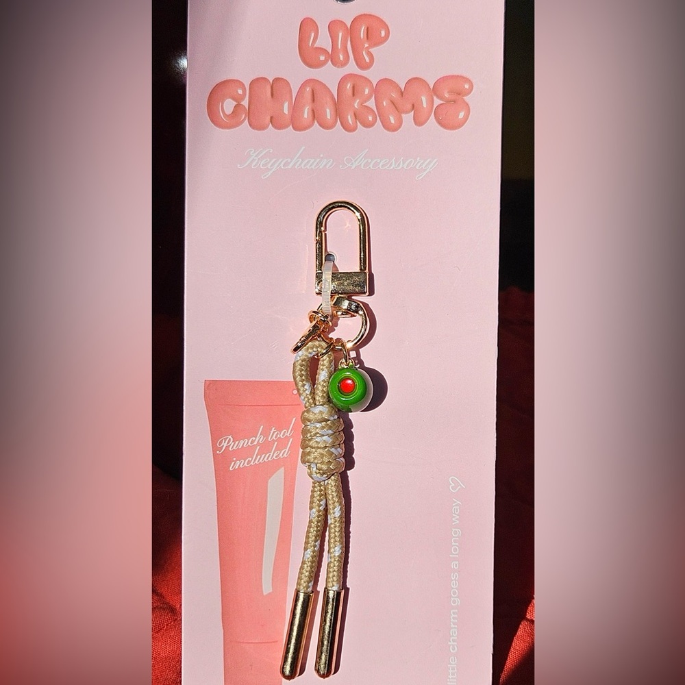 Key or Bag Charm, Olive